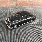 1:43 MERCEDES 180 ‘PONTON’ …….. 7,50, Ophalen of Verzenden, Zo goed als nieuw, Auto, Overige merken