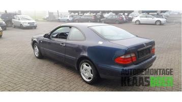Achterklep van een Mercedes CLK beschikbaar voor biedingen