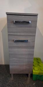 Klein kastje - 82x30.5x34 cm, Huis en Inrichting, Badkamer | Badkamermeubels, Ophalen, (Half)hoge kast, Minder dan 50 cm, Zo goed als nieuw