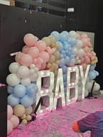 Gender reveal pakket, Hobby en Vrije tijd, Feestartikelen | Verhuur, Verzenden, Zo goed als nieuw, Geboorte of Huwelijk
