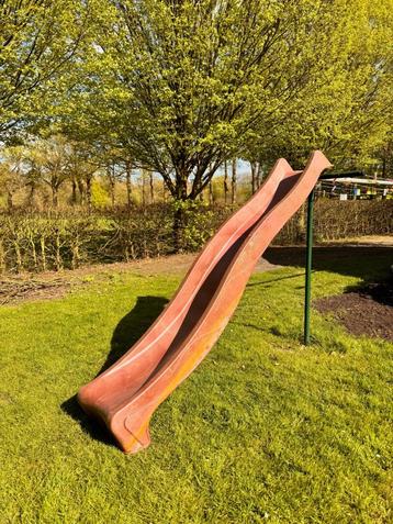 Glijbaan 3 meter bruin beschikbaar voor biedingen