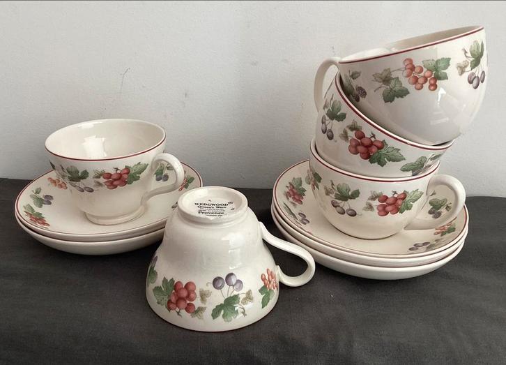 Wedgwood servies PROVENCE, Huis en Inrichting, Keuken | Servies, Gebruikt, Kop(pen) en/of Schotel(s), Wedgwood, Aardewerk, Ophalen of Verzenden