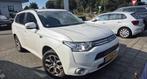 Mitsubishi Outlander 2.0 PHEV Instyle+, Auto's, Zwart, 4 cilinders, Wit, Vierwielaandrijving