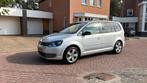 Volkswagen Touran 1.2 TSI Comfort line I LM vlgn I Clima, Euro 5, 730 kg, 74 €/maand, Zwart