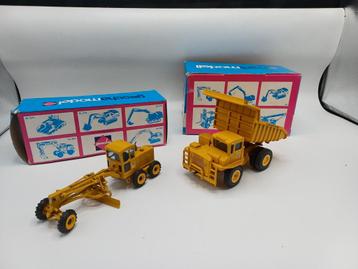 2x Gescha Caterpillar 12f en 769b beschikbaar voor biedingen