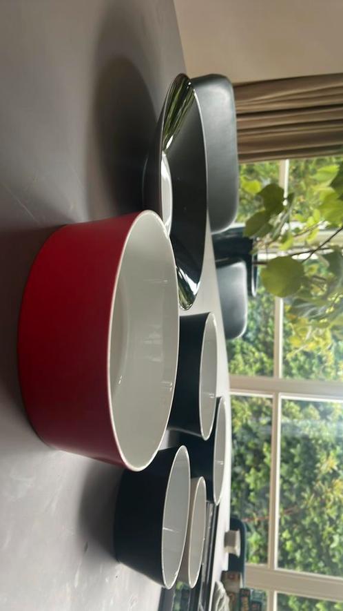 Arzberg tric - rood, zwart en witte schalen/serveerplateau’s, Huis en Inrichting, Keuken | Servies, Schaal of Schalen, Overige stijlen