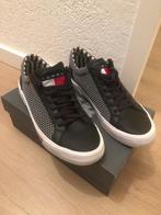 Tommy Hilfiger sneakers maat 42, Ophalen of Verzenden, Zo goed als nieuw