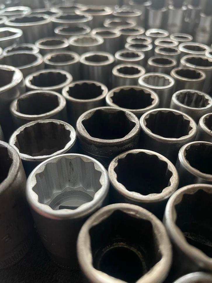 100 Doppen Facom & Stahlwille - Set, Doe-het-zelf en Verbouw, Gereedschap | Handgereedschap, Gebruikt, Ophalen of Verzenden