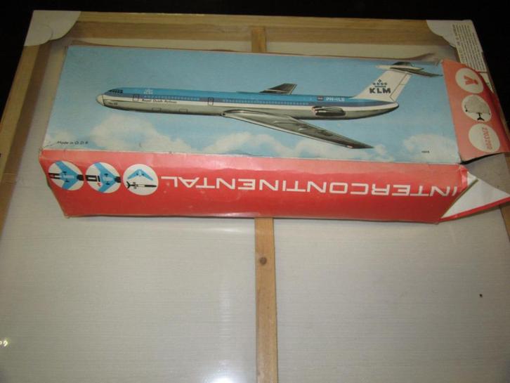 KLM MODEL VLIEGTUIG ROYAL DUTCH NIEUW, Hobby en Vrije tijd, Modelbouw | Vliegtuigen en Helikopters, Nieuw, Vliegtuig, 1:72 tot 1:144