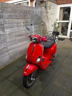Vespa s50 4T 4V, Fietsen en Brommers, Scooters | Vespa, Ophalen of Verzenden, Gebruikt, Benzine, Vespa LX
