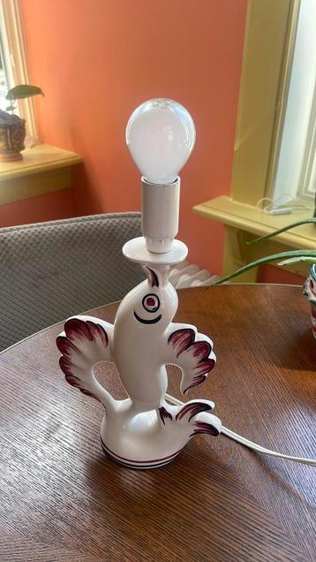 Vintage lampenvoet met vogel van aardewerk beschikbaar voor biedingen