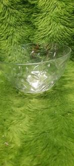 2 grote glazen schalen, Huis en Inrichting, Keuken | Servies, Glas, Schaal of Schalen, Gebruikt, Ophalen of Verzenden