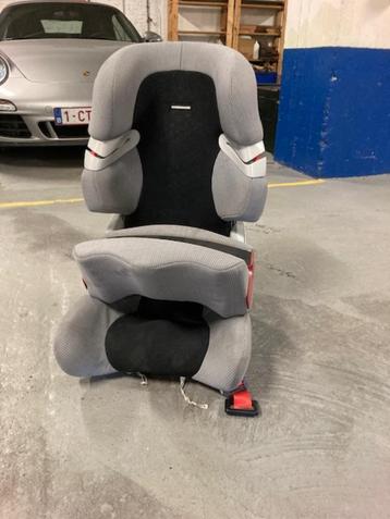 Porsche Kinderstoel ISOFIX. beschikbaar voor biedingen