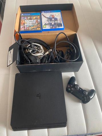 PS4 Bundel | 2 Games + Headset + Microfoon + Controller beschikbaar voor biedingen