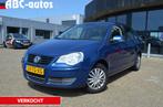 Volkswagen Polo 1.4-16V Optive 5 deurs / Airco / trekhaak, Voorwielaandrijving, Gebruikt, Zwart, 4 cilinders