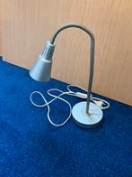 IKEA Kvart flexibele bureaulamp - grijs, Ophalen of Verzenden, Zo goed als nieuw, Metaal, Minder dan 50 cm