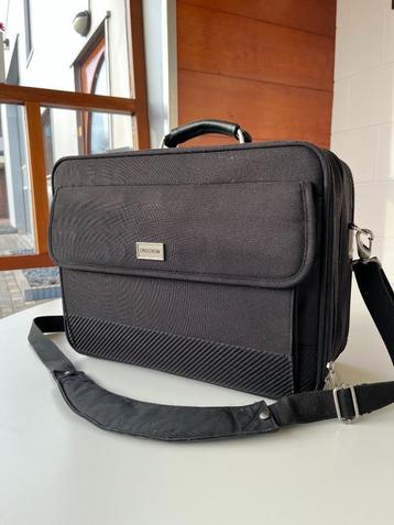 Laptoptas Crossbow – Zwart – Z.G.A.N. beschikbaar voor biedingen