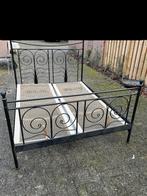 Romantisch zwart metalen bed 2 pers. IKEA, Ophalen, Zwart, Tweepersoons, Romantisch, krul