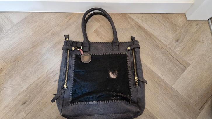 Merel by Frederiek tas. Leer, Sieraden, Tassen en Uiterlijk, Tassen | Damestassen, Gebruikt, Handtas, Grijs, Ophalen of Verzenden