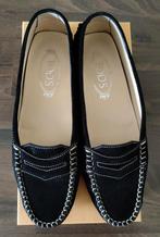 Tod's loafers moccasins donkerblauw suède maat 39,5, Blauw, Ophalen of Verzenden, Zo goed als nieuw, Espadrilles of Moccasins