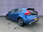 Volvo V40 T3 Automaat Polar+ Sport | R-Design | Panoramadak, Auto's, Euro 6, 4 cilinders, Blauw, Origineel Nederlands