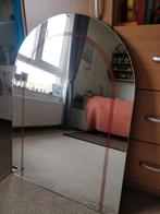 Boogspiegel met rode bies, Ophalen, Zo goed als nieuw, Minder dan 100 cm, Overige vormen