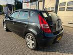 Hyundai I30 1.6i Dynamic Business AUTOMAAT,Navi, AIRCO, Gebruikt, 1591 cc, 550 kg, Euro 4