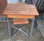 Lessenaar, Ophalen, Gebruikt, Tafel(s) en Stoel(en)