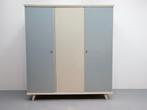 Vintage kledingkast | Auping | 3 deurs, Ophalen, Met deur(en), Gebruikt, .