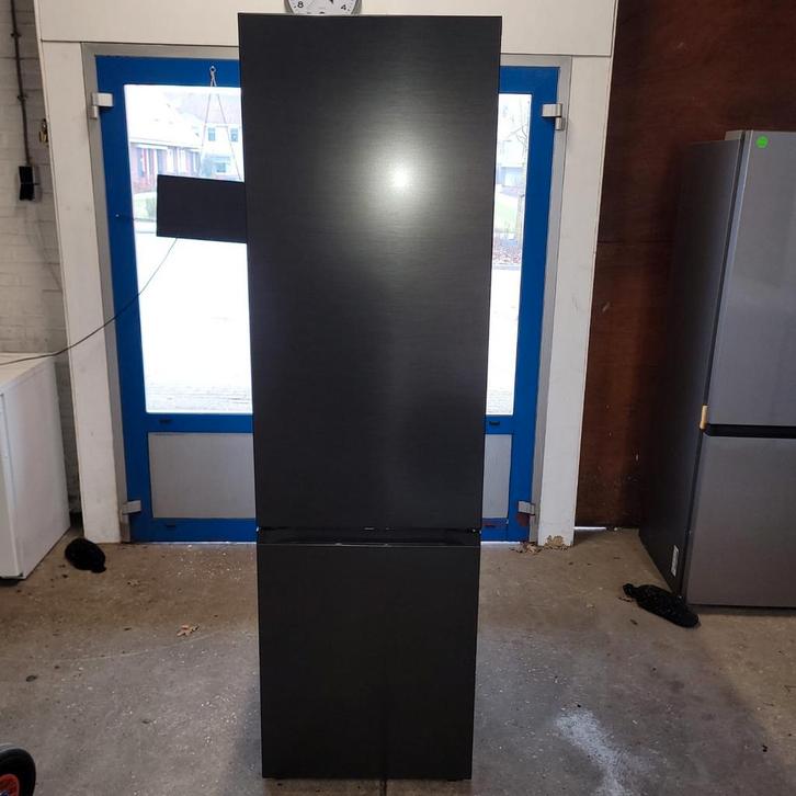 Nieuwe samsung koelvriescombinatie outlet garantie 1 jaar, Witgoed en Apparatuur, Koelkasten en IJskasten, Nieuw, Met aparte vriezer