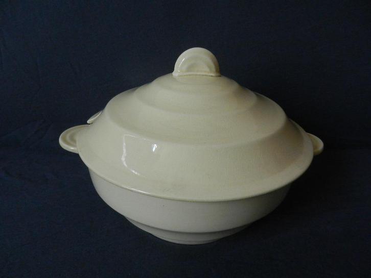 Aardewerk terrine model Julian Societe Ceramique Maastricht, Antiek en Kunst, Antiek | Keramiek en Aardewerk, Ophalen of Verzenden