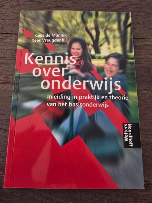 C. de Munnik - Kennis over onderwijs, Boeken, Wetenschap, Zo goed als nieuw, Sociale wetenschap, Ophalen