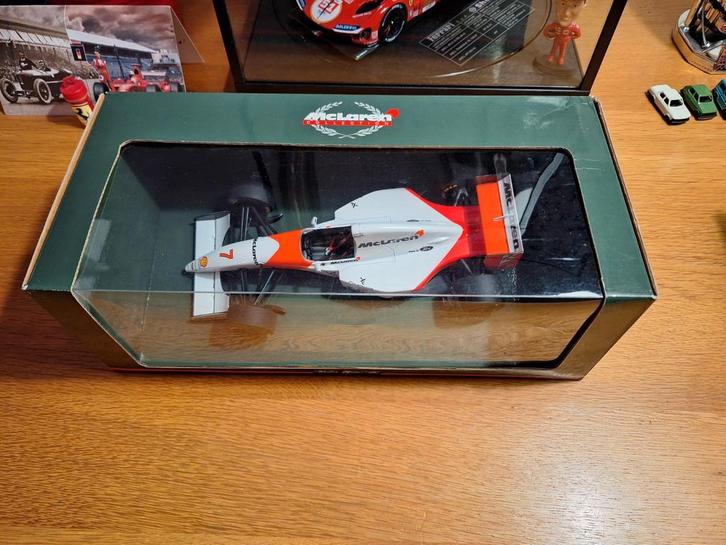 Minichamps 1:18 McLaren MP 4/8 Mika Hakkinen, Hobby en Vrije tijd, Modelauto's | 1:18, Ophalen of Verzenden