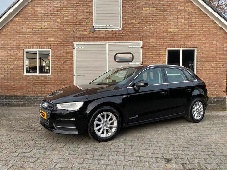 Audi A3 1.4 G-tron 2014 Zwart navi pdc dsg 1e eigenaar, Auto's, Audi, Bedrijf, ABS, Airbags, Airconditioning, Alarm, Bluetooth