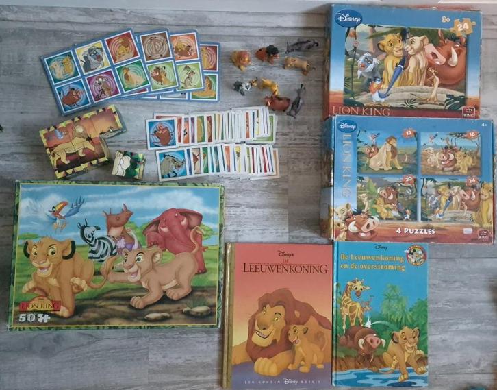 Pakket Leeuwenkoning (puzzels, boekjes, figuurtjes), Kinderen en Baby's, Speelgoed | Kinderpuzzels, Gebruikt, 2 tot 4 jaar, 10 tot 50 stukjes
