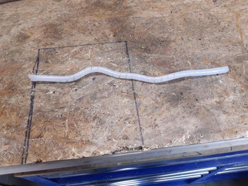Kabel beschermer Spiraalband Naturel / Wit, Doe-het-zelf en Verbouw, Elektra en Kabels, Zo goed als nieuw, Kabel of Snoer, Ophalen of Verzenden