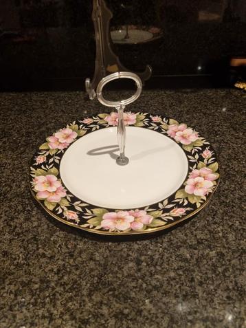 Albertha  rose  servies  beschikbaar voor biedingen