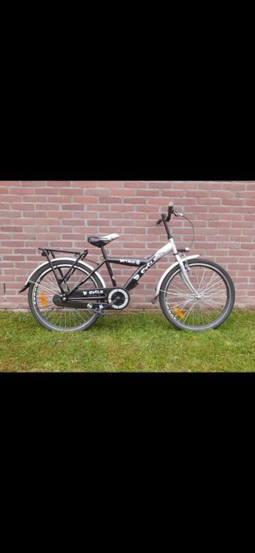 Fiets 24 inch beschikbaar voor biedingen