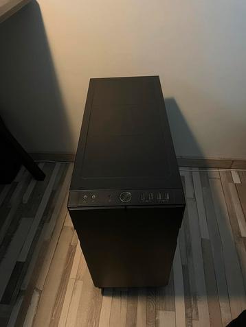 Desktop Gaming PC beschikbaar voor biedingen