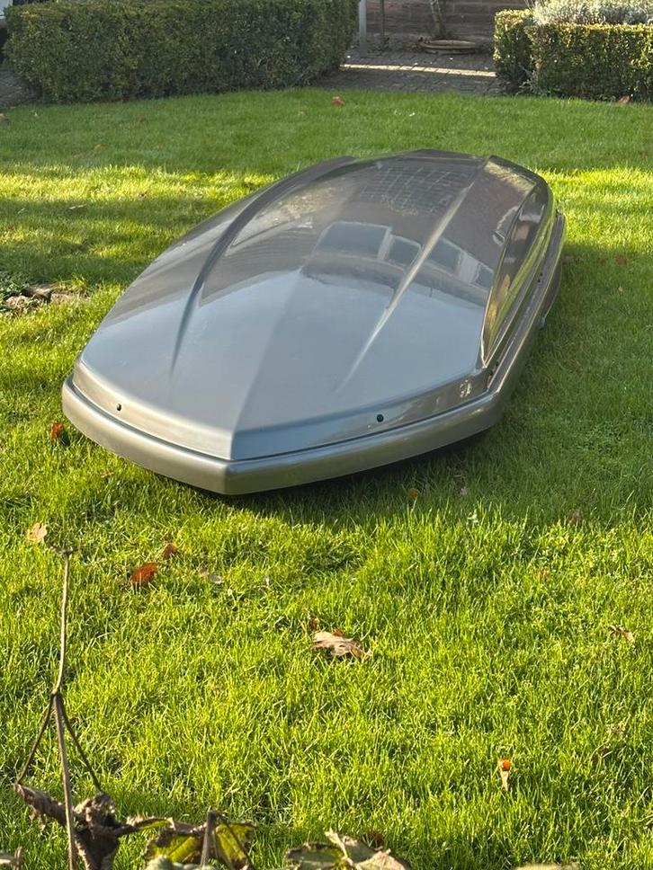 Volvo Thule Dynamic 900L titan glossy dakkoffer, Auto diversen, Dakkoffers, Zo goed als nieuw, Ophalen