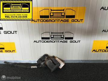 Audi A4 Sedan B8 ('07-'16)Remklauw Rechts Achter + Motor beschikbaar voor biedingen