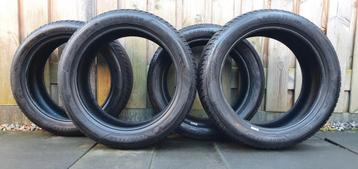 Mooie set Goodyear 245 45 18 UltraGrip winterbanden  beschikbaar voor biedingen