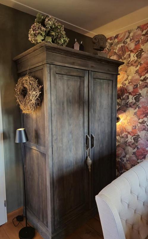 Landelijke sobere kast/ kledingkast, Huis en Inrichting, Kasten | Kledingkasten, Zo goed als nieuw, 200 cm of meer, 50 tot 100 cm