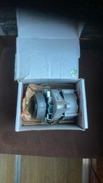 Dynamo 24 volt 55a, Ophalen of Verzenden, Zo goed als nieuw, Motor en Techniek
