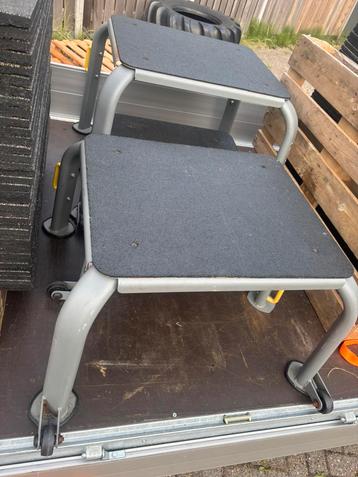 Metalen plyo-box / step-ups (3 maten) beschikbaar voor biedingen