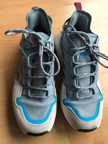 Adidas sneakers maat 40 beschikbaar voor biedingen