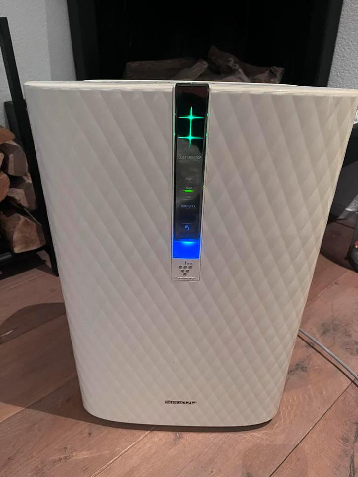 Sharp KC-840E Luchtreiniger met Bevochtiger, Witgoed en Apparatuur, Luchtbehandelingsapparatuur, Gebruikt, Luchtreiniger, Ophalen