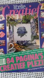 Libelle creatief, met oa filethaakwerk, hortensia;s borduren, Hobby en Vrije tijd, Borduren en Borduurmachines, Ophalen of Verzenden