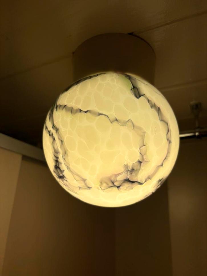 Art Deco plafondlamp marmer-look, Huis en Inrichting, Lampen | Plafondlampen, Gebruikt, Glas, Kunststof, Ophalen of Verzenden