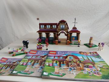 Mooie Lego Friends Heartlake paardrijclub 41126 beschikbaar voor biedingen